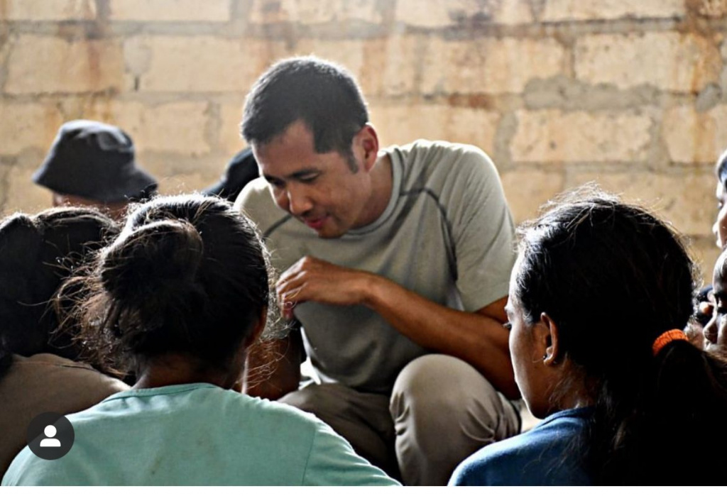 DONASI PEMBANGUNAN SEKOLAH ENGLISH GOES TO KAMPUNG DI SUMBA